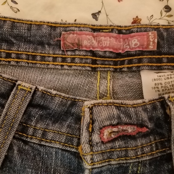 COPY - Vintage Levis 518's - Picture 5 of 8